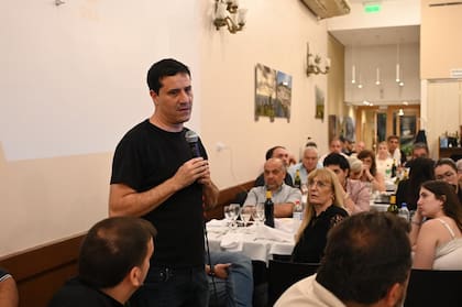 El senador nacional Maximiliano Abad participó de una reunión con dirigentes y militantes de la UCR del Gran Buenos Aires