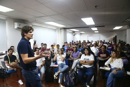 El senador radical Martín Lousteau en un encuentro de Franja Morada, en Ciudad Universitaria