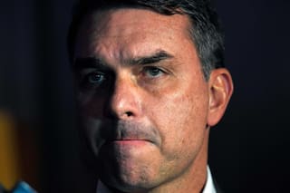 Flavio Bolsonaro echa a su jefe de campaña en medio del escándalo por sus vínculos con un banquero detenido