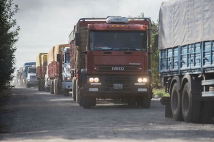 Los camioneros reciben un incremento del 1% este mes y una suma fija