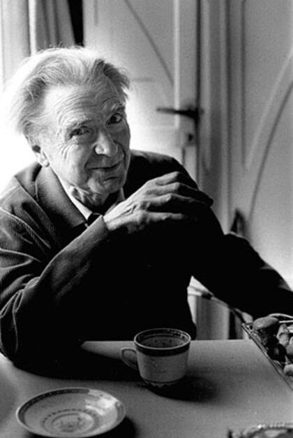 E. M. Cioran dejó una obra diversa, que incluye ensayos temáticos, libros de fragmentos y diarios