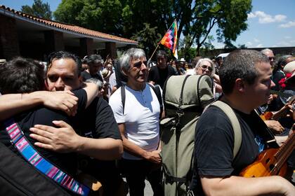 Peteco Carabajal, otro de los artistas que quiso despedir a uno de los grandes del folclore argentino y latinoamericano