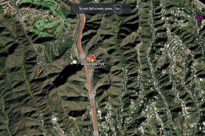 El Sepulveda Fire, cerca del Getty Center, afectó 16 hectáreas y generó advertencias en Sepulveda Pass