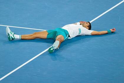 El serbio Novak Djokovic, número 1 del ranking mundial, se consagró en el Abierto de Australia al vencer al ruso Daniil Medvedev en la final. 