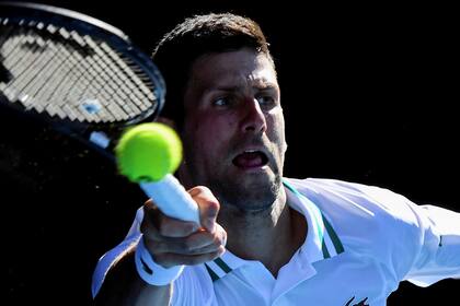El serbio Novak Djokovic fue uno de los tenistas que manifestó que las canchas son como una pista de hielo