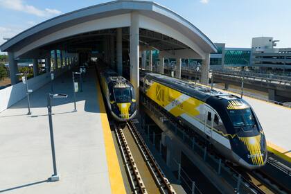 El servicio de Brightline en Florida cuenta con estaciones en Miami, Aventura, Fort Lauderdale, Boca Raton y West Palm Beach