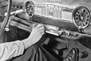 Spotify quiere ser la próxima radio de tu auto