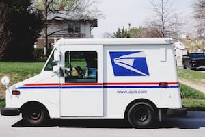 El plan “Delivering for America” del Servicio Postal impacta cada vez más en los bolsillos norteamericanos