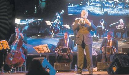 El Sexteto Mayor, con Raúl Lavié