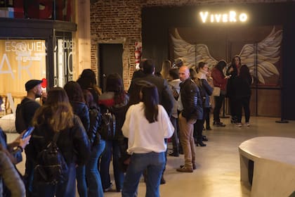 El show tuvo lugar en la sala Vive Ro de la escuela artística Otro Camino, creada por Cris Morena.