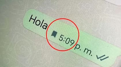 El significado de la bandera en las conversaciones de WhatsApp