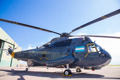 El Sikorsky Sea King SH-3H (2-H-241) ex US Navy, actualmente veterano de las campañas Antárticas que desarrolla en forma anual la Aviación Naval Argentina. (foto: gentileza Fernando Acuña).
