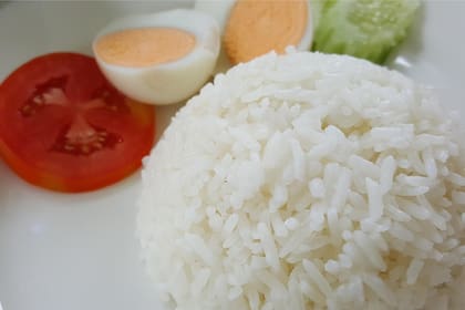 El síndrome del arroz recalentado es una forma coloquial de referirse a una intoxicación alimentaria causada por una bacteria llamada Bacillus cereus (Foto ilustrativa: PIXABAY)