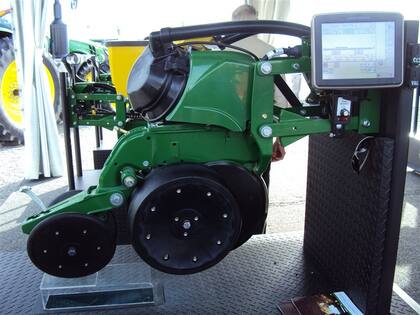 El sistema de cepillo de John Deere