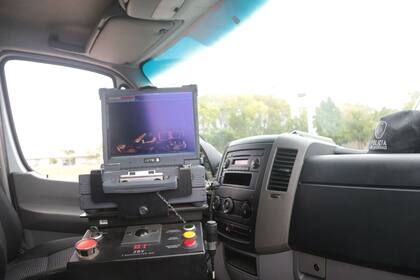 El sistema de scanner dentro del camión