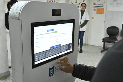 El sistema de Telemedicina se focaliza en dos ejes de alta demanda: Pediatría y Medicina Clínica.