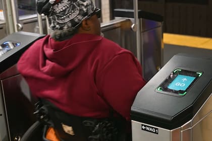 El sistema requiere un flujo ordenado para evitar fallas en la apertura o cierre