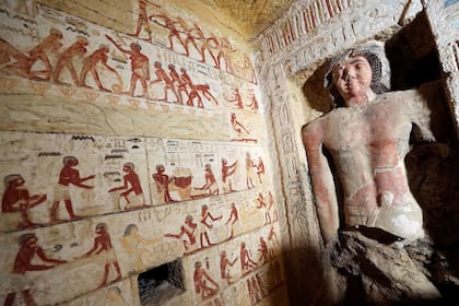 El sitio arqueológico Saqqara es una importante necrópolis con tumbas de más de 6.000 años de antigüedad