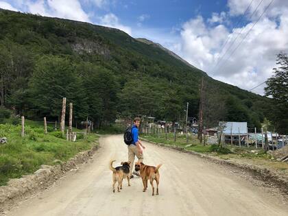 El soldado tenía un especial cariño por los animales, especialmente los perros