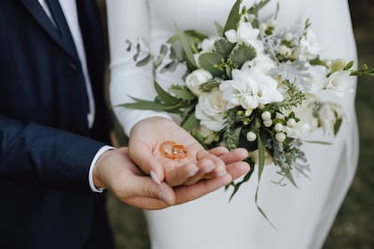 El solicitante debe demostrar la validez de su matrimonio para el proceso de naturalización