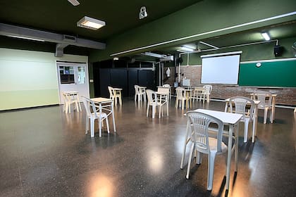 Aulas burbujas, la apuesta del colegio San Francisco Javier, que comienza con las actividades para el último año de la secundaria el lunes