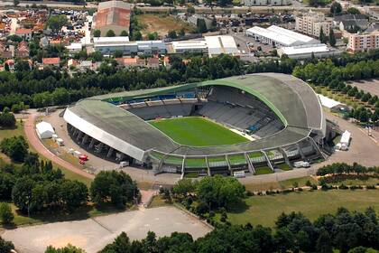 El Stade de la Beaujoire, donde los Pumas juegan contra Chile, es el que utiliza Nantes para los partidos de la Ligue 1 de fútbol