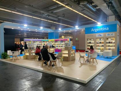 El stand argentino en la Feria Internacional del Libro de Frankfurt