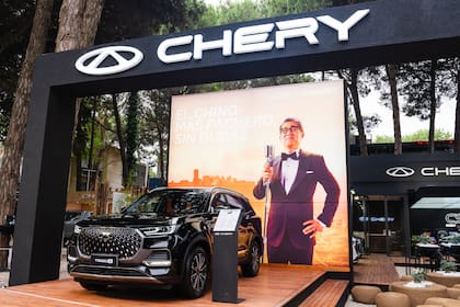 El stand de la marca está ubicado en Avellano, entre Boyero y Benteveo, en pleno centro de Cariló.