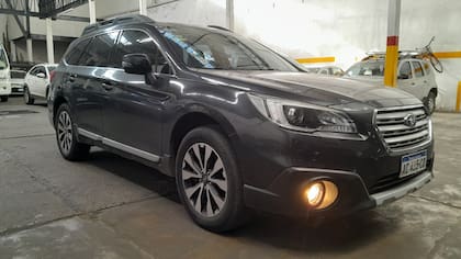 El Subaru Outback 3.6 R, una de las unidades más destacadas del remate