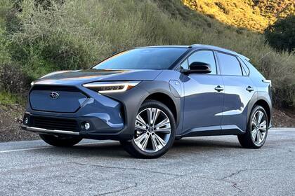 El Subaru Solterra cuenta con una serie de modos de conducción para adaptarse a distintas condiciones climáticas