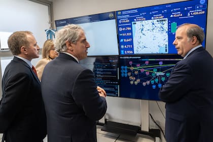 El subsecretario de Estado para temas de Seguridad Internacional y Control de Armamento Thomas G. DiNanno visita Argentina