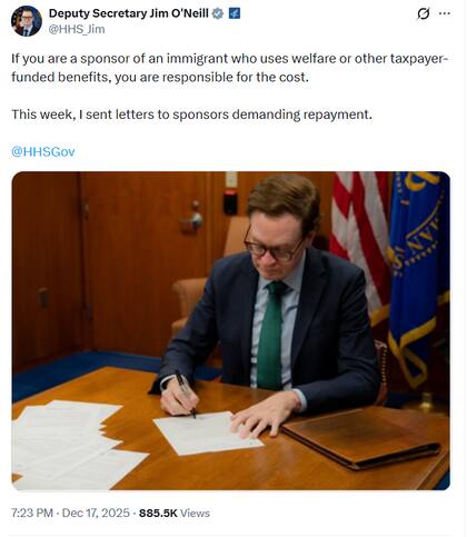 El subsecretario firmó al menos diez cartas vinculadas a personas patrocinadas inscritas en Medicaid