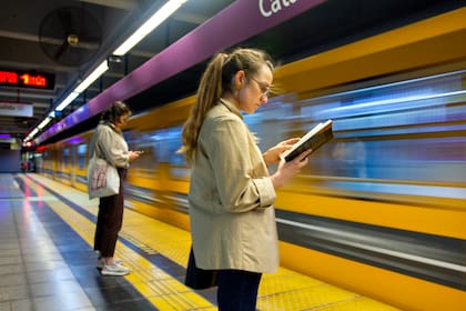 El subte y el premetro de Buenos Aires funcionarán con servicios diferenciales por los feriados 
