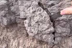 El suelo a profundidad seco en un campo de Lincoln