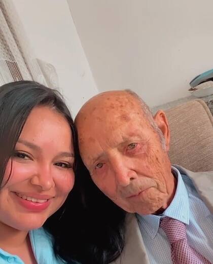 El sujeto decidió ayudarla a quedarse en España