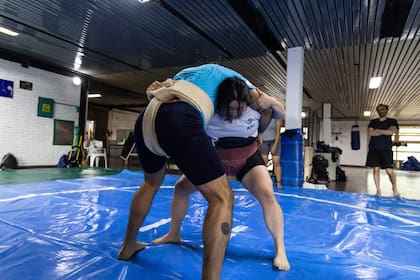 “El sumo femenino tiene solo unos 20 años de existencia, por lo que sigue siendo un deporte relativamente menor y existen muchos impedimentos"
