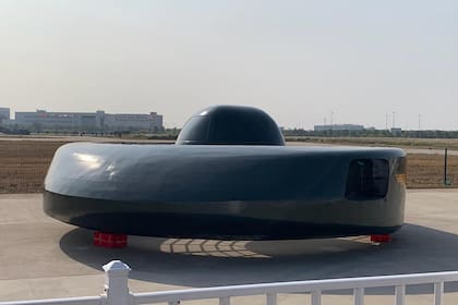 El Super Great White Shark, un helicóptero futurista, también fue desarrollado por la firma estatal AVIC y fue presentado en la feria de helicópteros de Tianjin, China