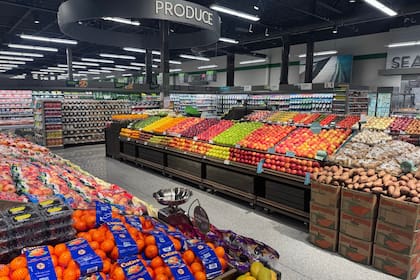 El supermercado renovado tiene 4776 metros cuadrados