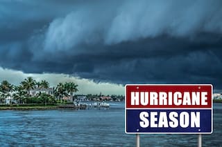 Un supertifón en el océano Pacífico tocará tierra en territorio estadounidense con vientos peligrosos