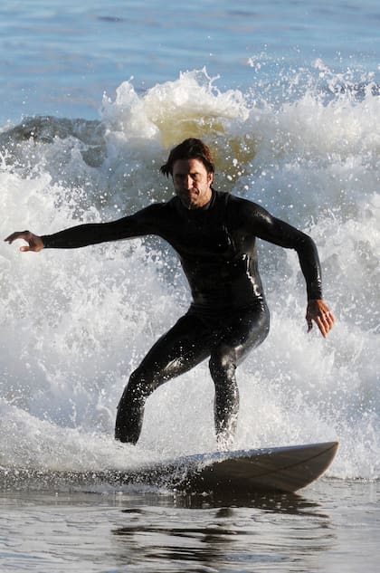 El surf y el esquí son dos de los deportes preferidos de Juan Manuel López. 