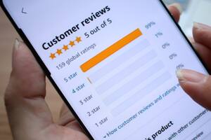 Cómo la IA está potenciando la creación de reseñas falsas en internet