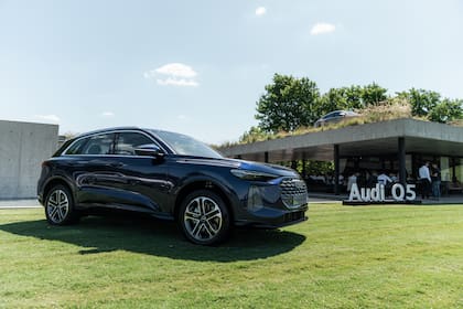 El SUV se presentó en el Figueras Polo Stables, tras un viaje de prueba para periodistas desde el Audi Lounge en la Av. Figueroa Alcorta
