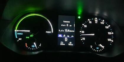 El tablero del Kangoo E-Tech va indicando los consumos en tiempo real