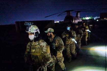 El Talibán toma control del Aeropuerto de Kabul (MARCUS YAM / LOS ANGELES TIMES)