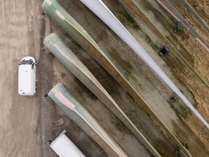 El tamaño de las palas y la complejidad del proceso implican que la automatización total no tiene sentido financiero