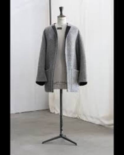 El tapado de Baby Alpaca de Martin Margiela para Hermès, un "insoltable" de Bomparola