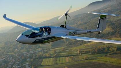 El Taurus G4 es el primer avión eléctrico de cuatro asientos en el mundo