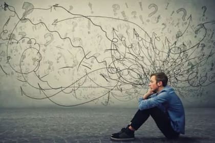 Para las personas con autismo y TDAH, ocultar comportamientos sociales poco convencionales puede convertirse en una estrategia de supervivencia constante