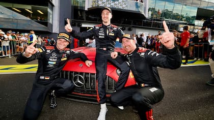 El team de Mercedes, ganador de Las 12 Horas de Bathurst