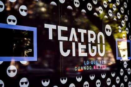 El Teatro Ciego ofrece la posibilidad de descubrir el mundo afinando sentidos mucho más allá de la vista.